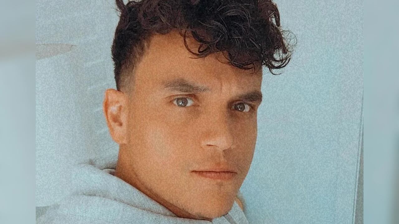 Silvestre Dangond y famosa actriz, muy juntos en foto inédita de la grabación de "Leandro Díaz"