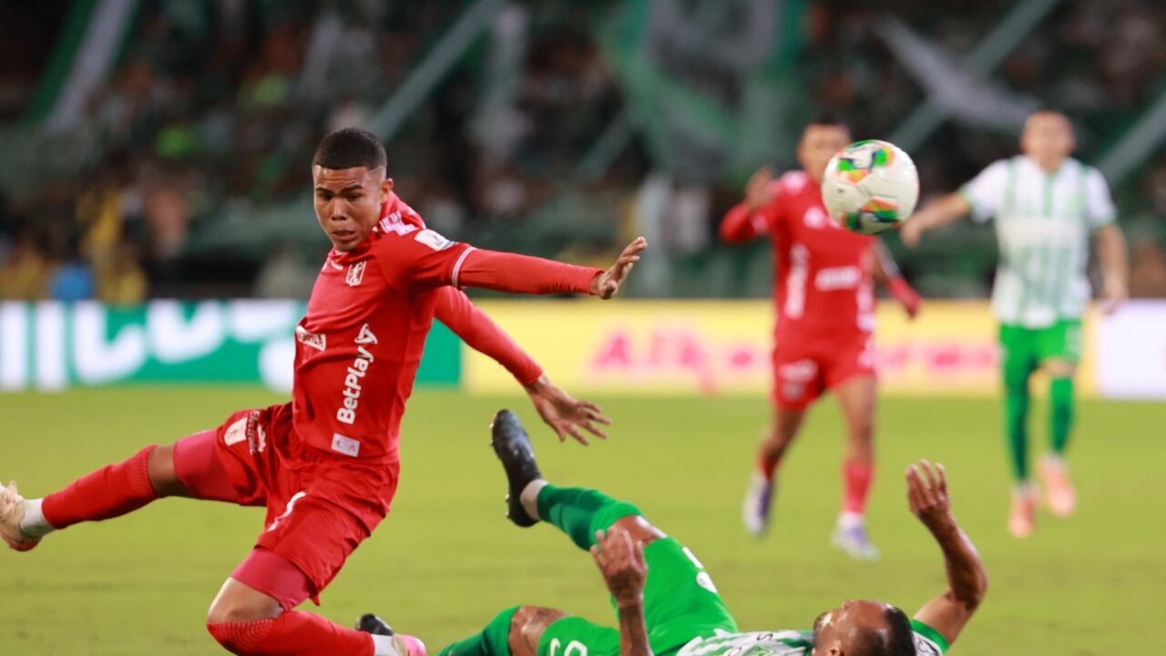 Imagen del encuentro entre Atlético Nacional y América de Cali por el juego de ida de las semifinales de la Copa Colombia 2025.