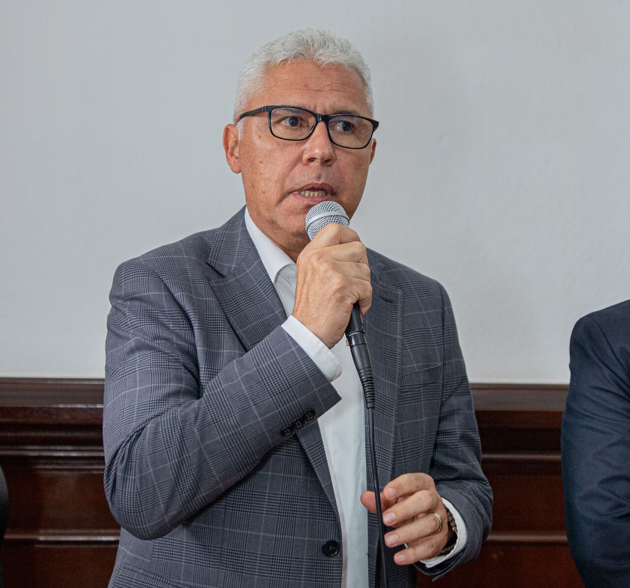 "Desde ya adelantamos jornadas deportivas, en diferentes disciplinas, con los jóvenes de Popayán", expresó Jesús Mauricio Martínez, nuevo secretario como Secretario de Deporte y Recreación de la capital del Cauca.