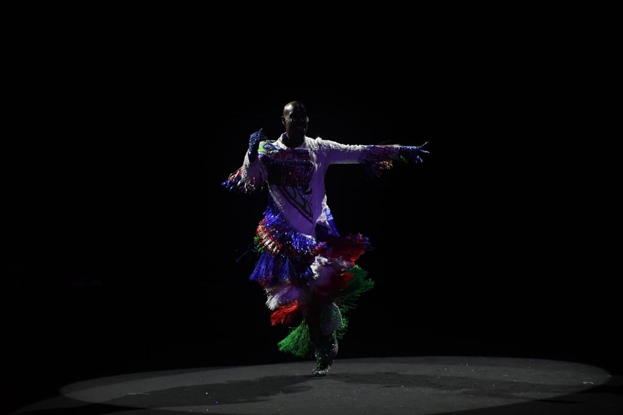El final de Cali Distrito Moda contó con la presencia de Camilo Zamora y un grupo de bailarines de Delirio.