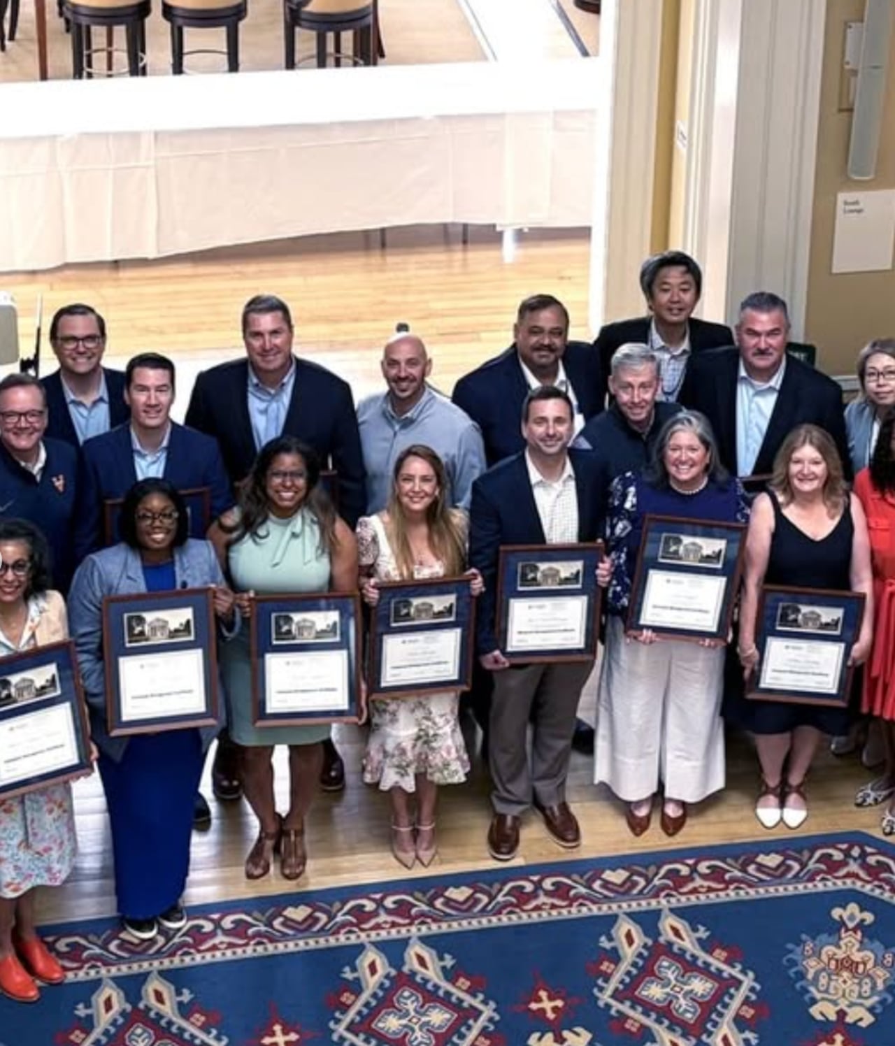 Paula Ferrada, egresada de la Facultad de Salud de la Universidad del Valle, hace historia en la medicina de Estados Unidos.