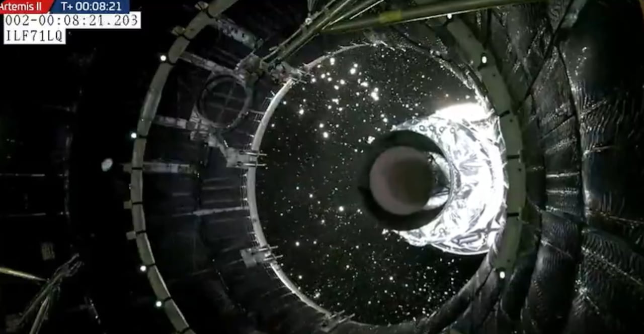 El viaje hacia la Luna sigue en marcha después de que Artemis II ejecutara con éxito la separación de la nave.