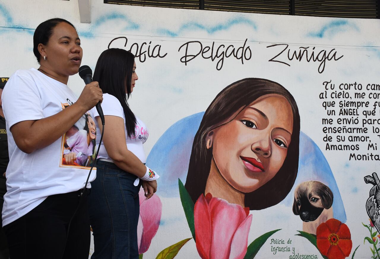 Villa Gorgona: En el parque La Victoria, fue presentado un mural en homenaje a Sofía con presencia de sus padres y antiguos compañeros. La obra fue realizada por la Policía de Infancia y la alcaldía de Candelaria. Foto José Luis Guzmán. EL País