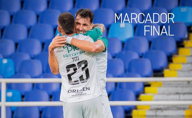 Jugadores del Deportivo Cali celebran el triunfo contra Boca Juniors por la Copa Colombia 2026.