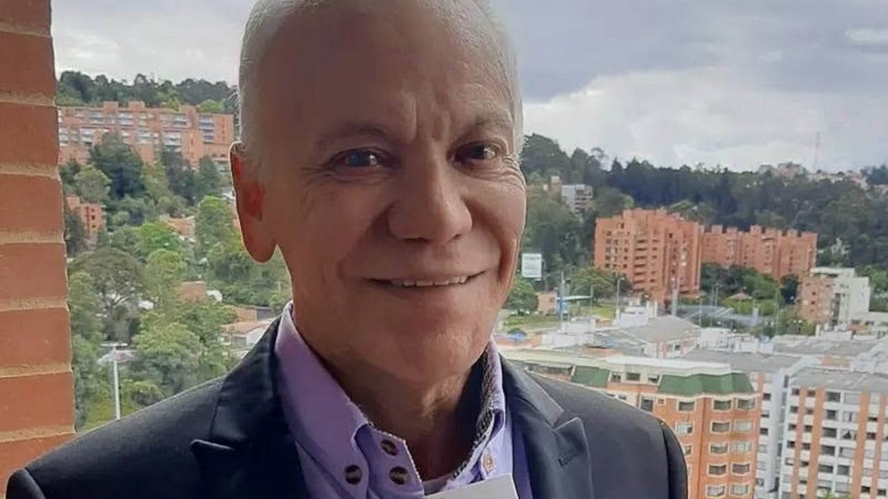 Juan Guillermo Ríos desarrolló una trayectoria de más de cinco décadas en medios de comunicación, con participación en radio, televisión y prensa escrita.