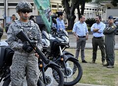 Entrega de drones y Motos en AMAVI, para la seguridad de los Caleños. Fotos Raúl Palacios / El Pais.