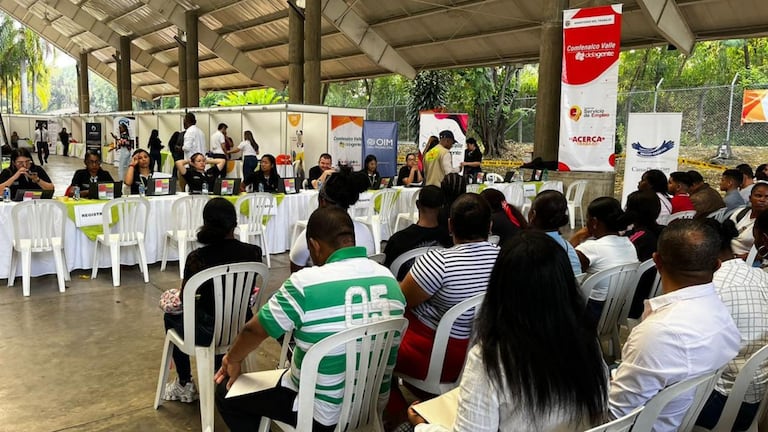 Jornada de empleo en Cali.