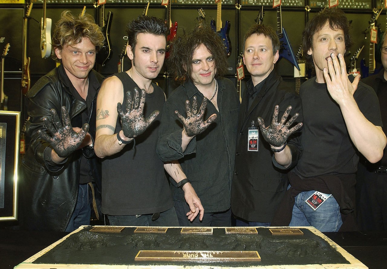 Perry Bamonte era el guitarrista de la banda The Cure.