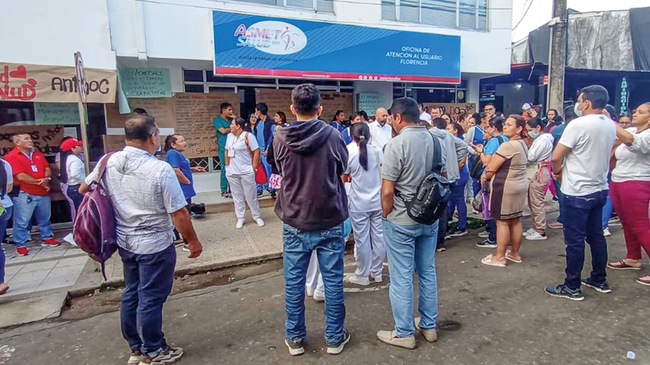 En municipios como Florencia, en Caquetá, los usuarios de Asmet Salud protestan por el mal servicio tras la intervención de la EPS.