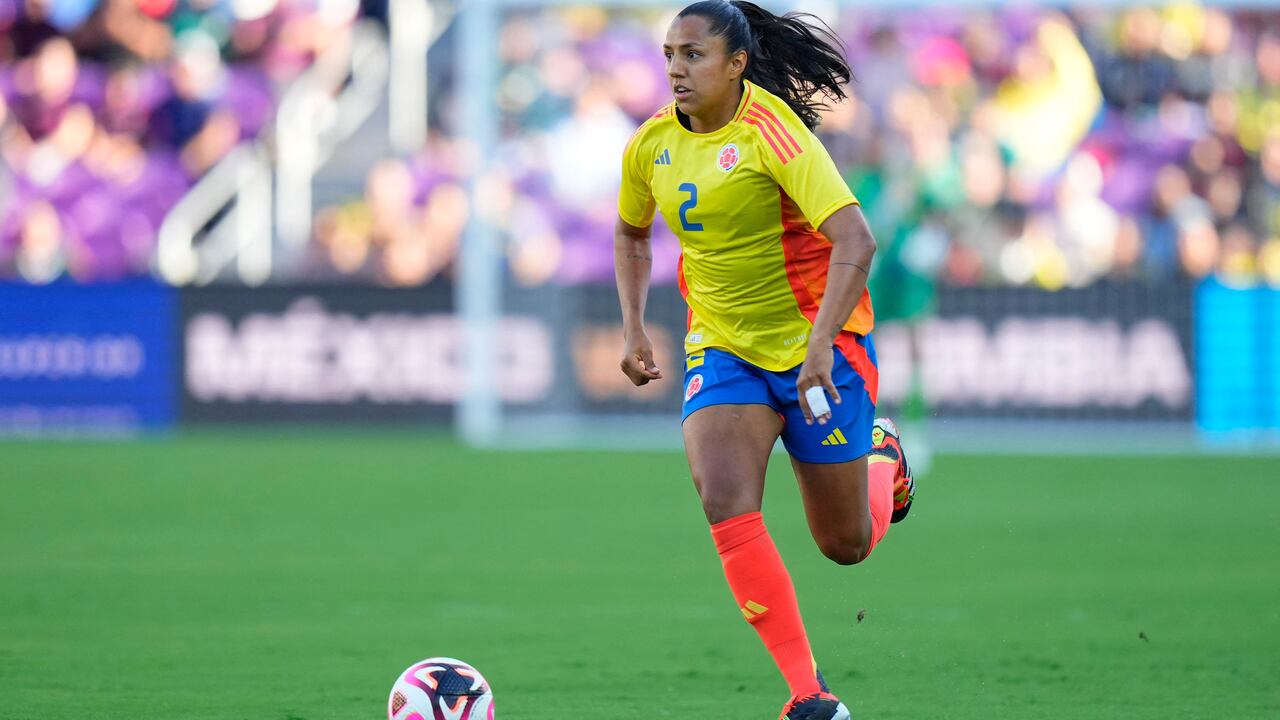 Manuela Vanegas, Selección Colombia femenina ante Francia.