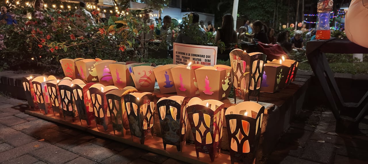 Los tradicionales faroles son protagonistas.