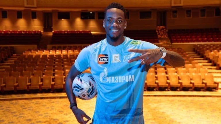 Jhon Jáder Durán ya luce los colores del Zenit.