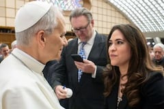 María Montserrat Alvarado, la nueva prefecta del Dicasterio para la Comunicación, es la laica designada por León XIV.