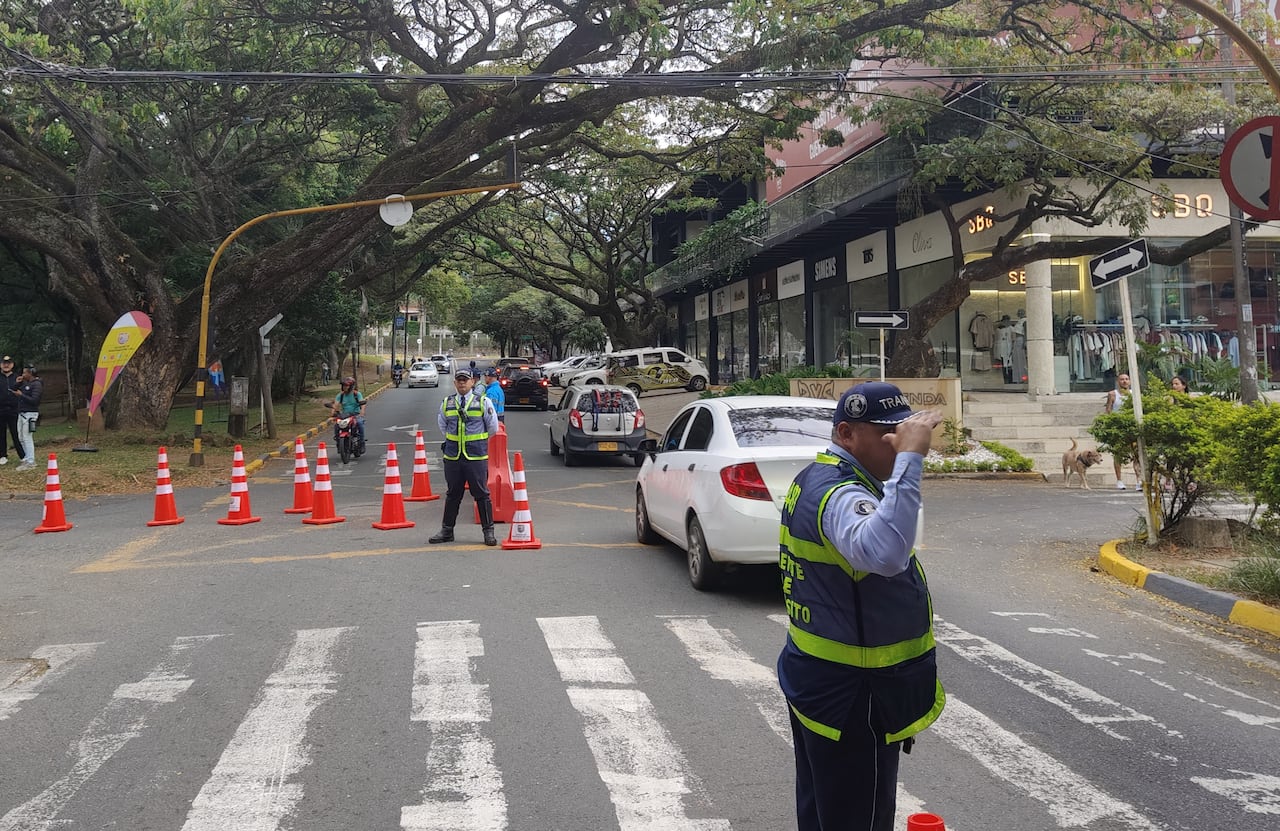 Cali: inició un plan piloto de cambios viales en el barrio Ciudad Jardín, al sur de la ciudad, con el fin de buscar la fluidez y descongestión vial de la Comuna 22.