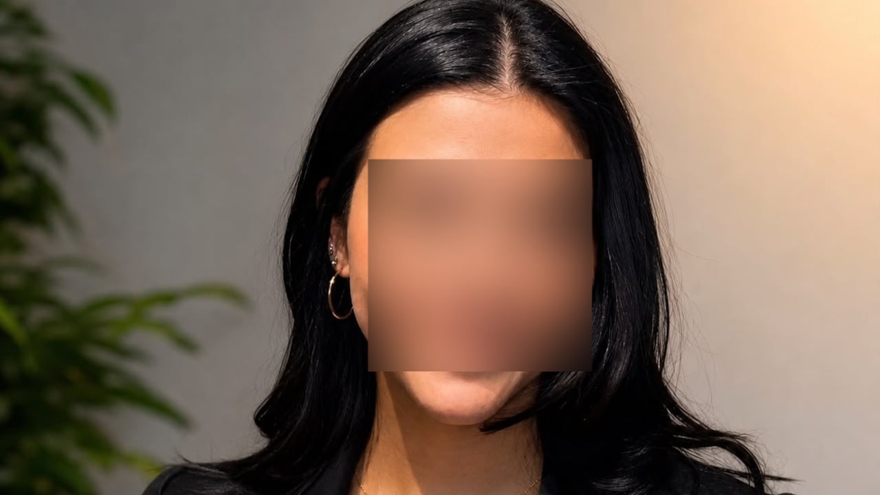 La mujer trabajaba como terapeuta de salud conductual en un centro de detención juvenil de California.