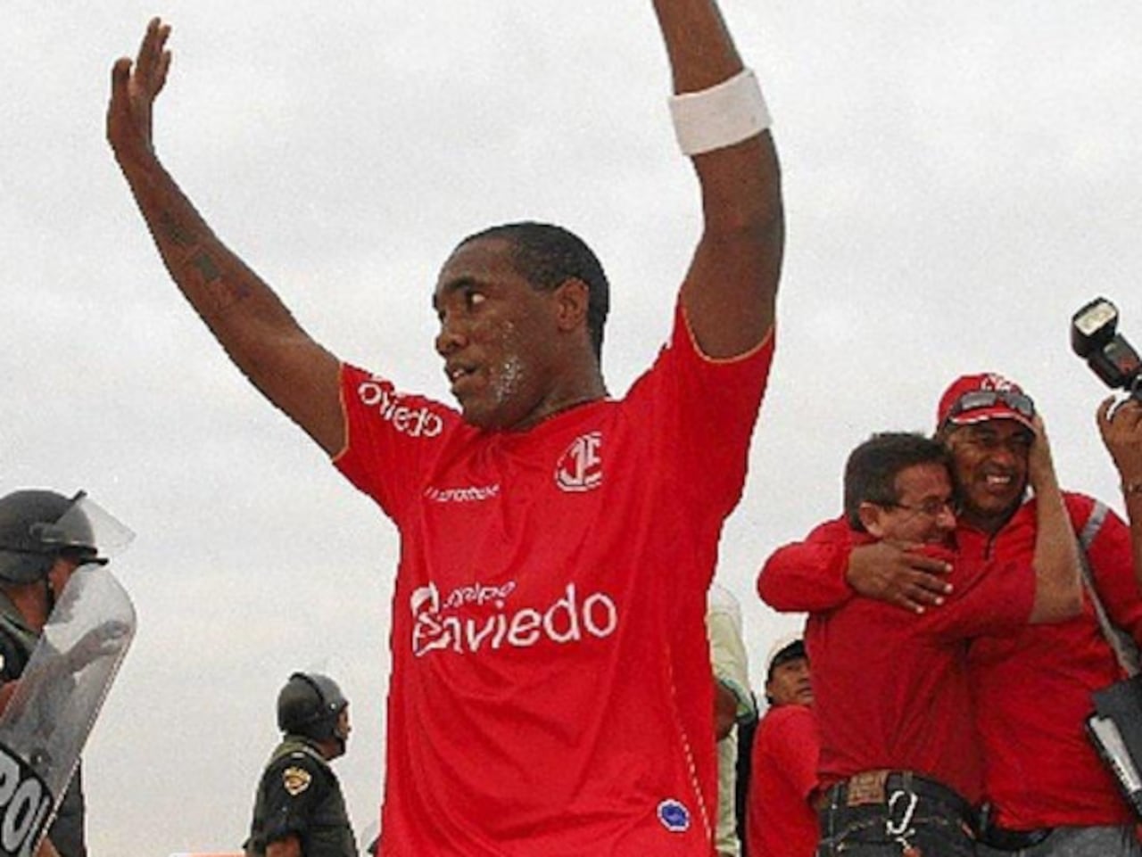 El exfutbolista Luis Tejada falleció a los 41 años.