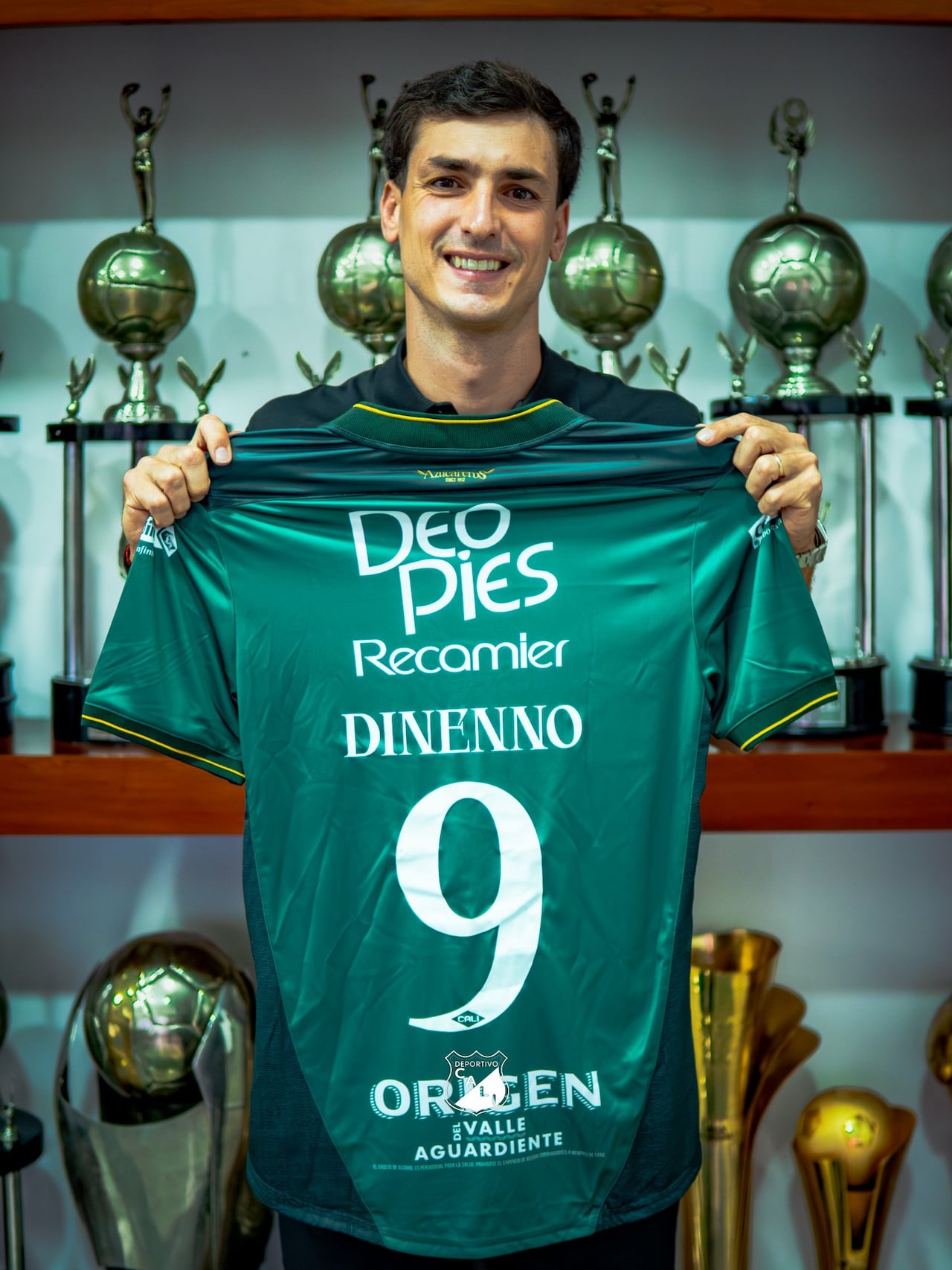 Juan Ignacio Dinenno ya luce nuevamente los colores del Deportivo Cali.