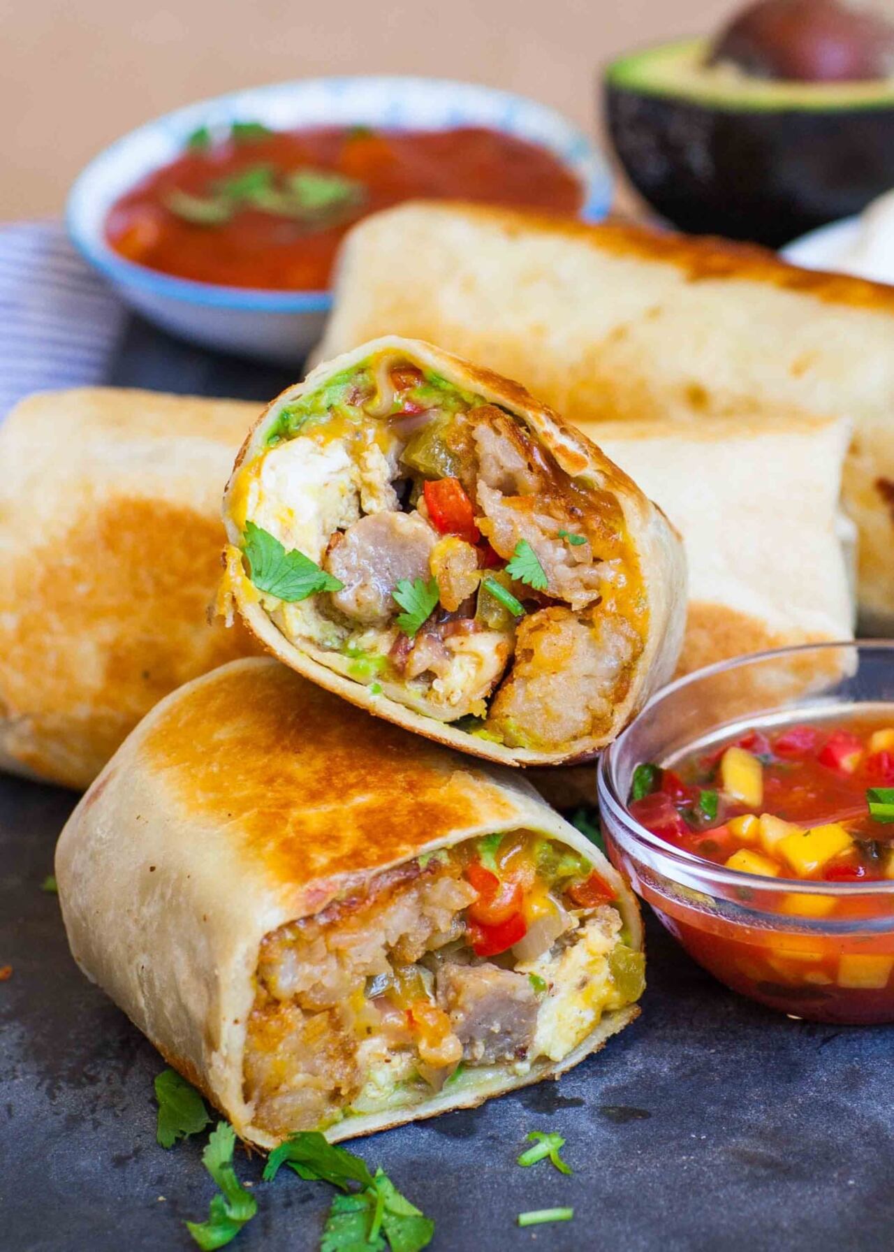 Provocativo, diverso y muy versátil, así es el burrito mexicano, un plato tradicional del país "Manito" que conquista paladares en el mundo., siendo esta una de las propuestas gastronómicas mas conocidas del norte del continente americano.