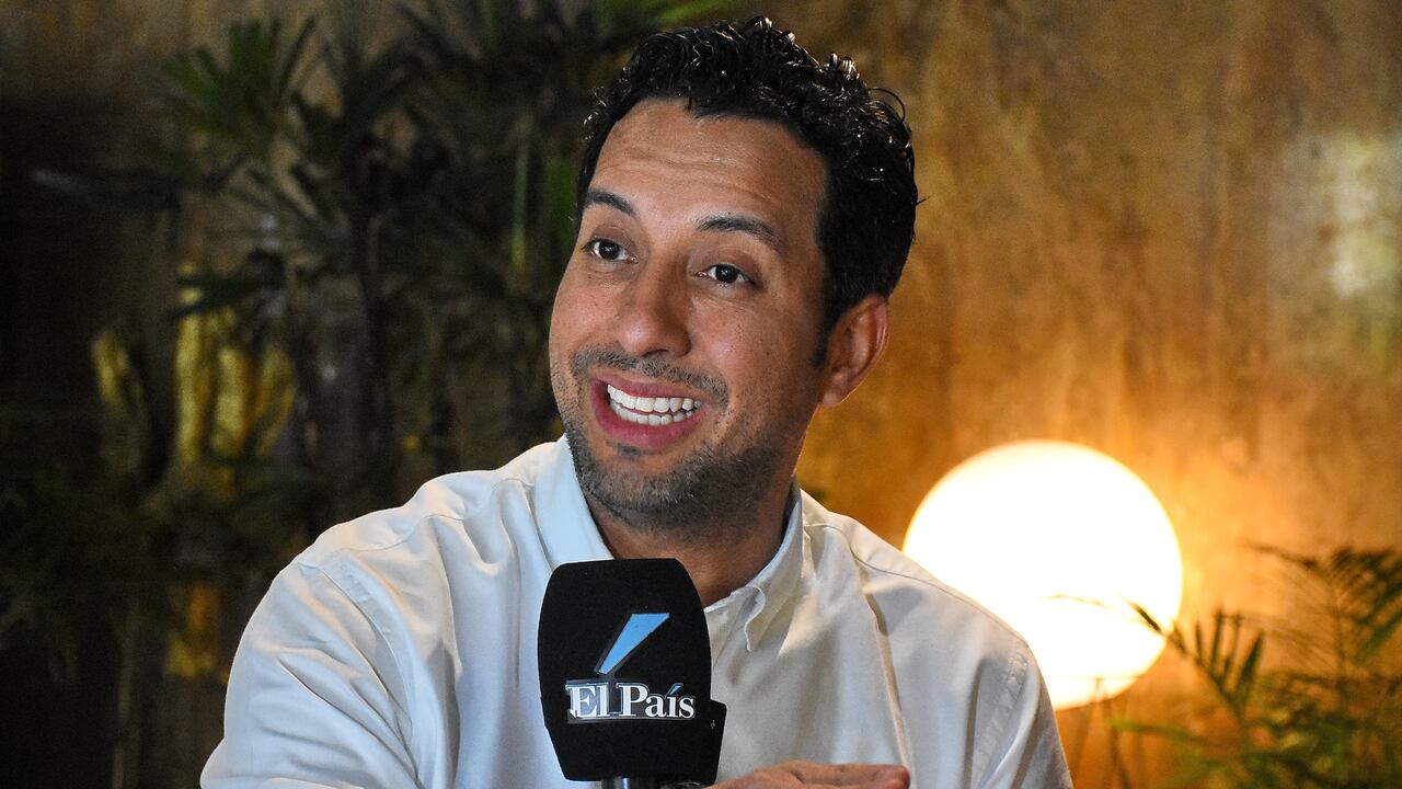 Julián López Presidente de la Cámara de Representantes.