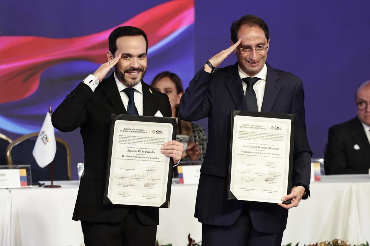 Acto de entrega de credenciales mediante el cual Abelardo De La Espriella y José Manuel Restrepo Abondano serán acreditados como presidente y vicepresidente de la República de Colombia para el periodo constitucional 2026–2030