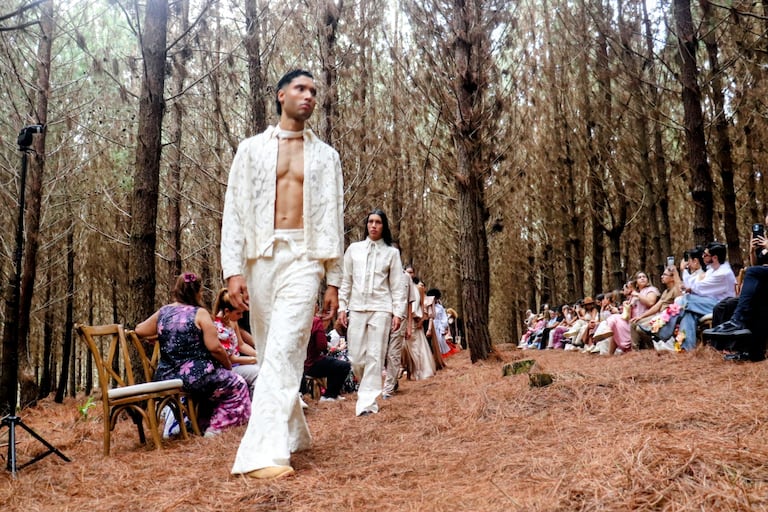 Lanzamiento oficial para medios e influencers del Cali Distrito Moda 2026 en la Cumbre Valle