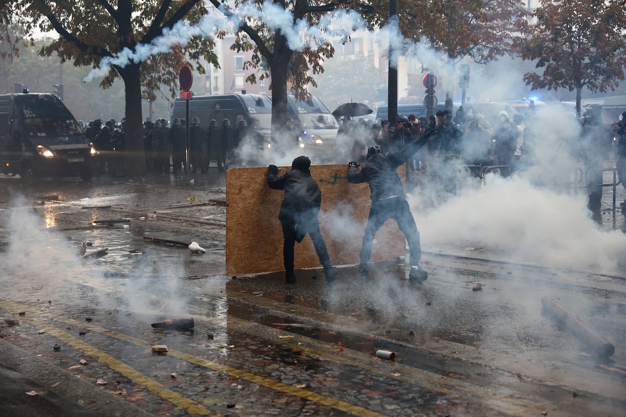 Cientos de miles de personas salieron a las calles de Francia este sábado 24 de octubre para protestar contra el aumento del costo de vida y la desigualdad social. Las movilizaciones se extendieron por varias ciudades del país.