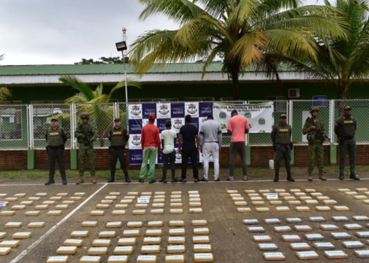Cinco sujetos fueron capturados en medio de las operaciones de incautación.