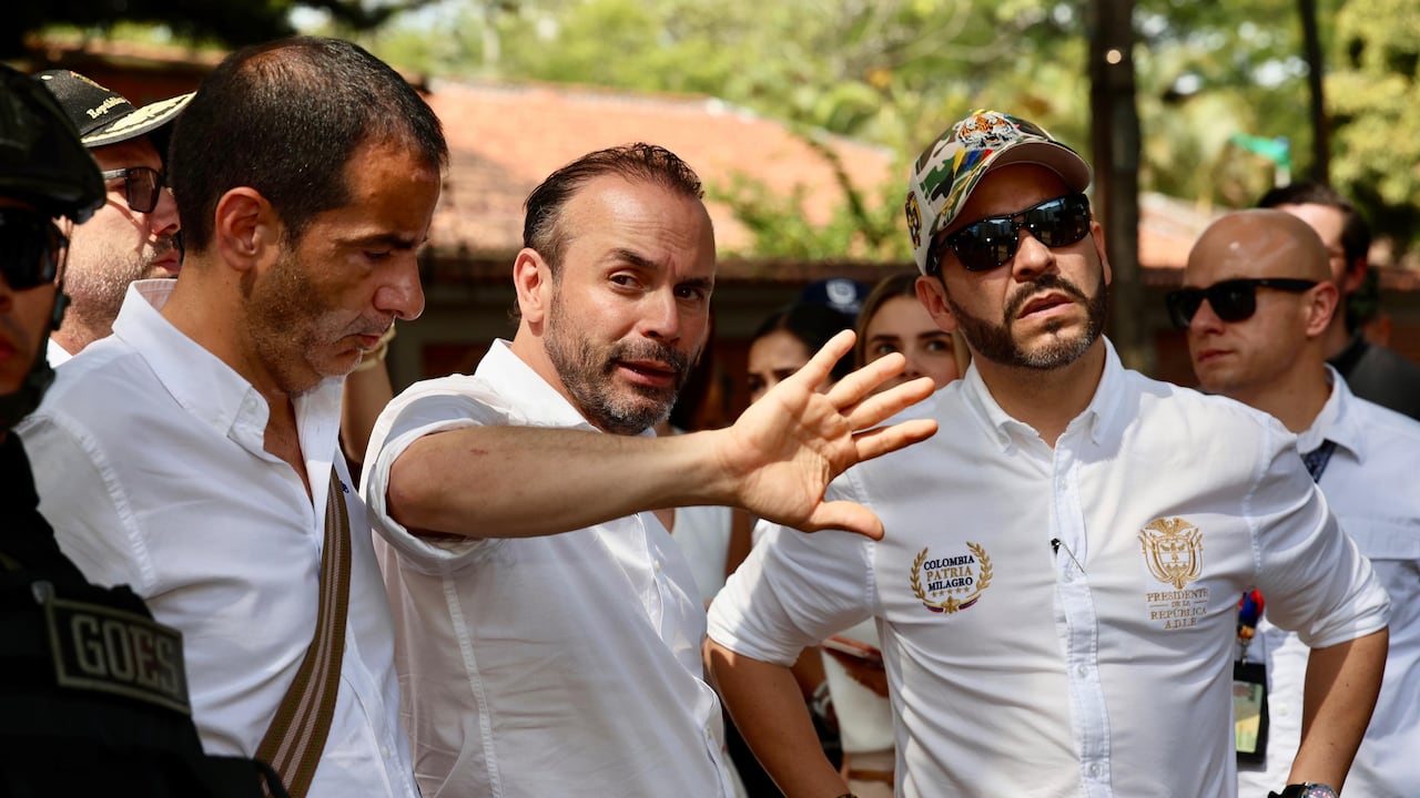 El presidente Abelardo de la Espriella visitó Cali el 5 de septiembre de 2026 para anunciar ayudas a los damnificados del terremoto.