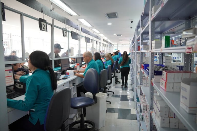 Supersalud realiza inspección en dispensario de Cafam en Bogotá. Fotografías cortesía Superintendencia Nacional de Salud.
