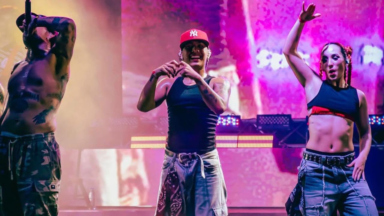 "Me acuerdo que mi mamá me peleaba mucho porque le dedicaba mucho tiempo a las redes sociales y no veía como una recompensa al final", recordó Baby Fox en conversación con El País.