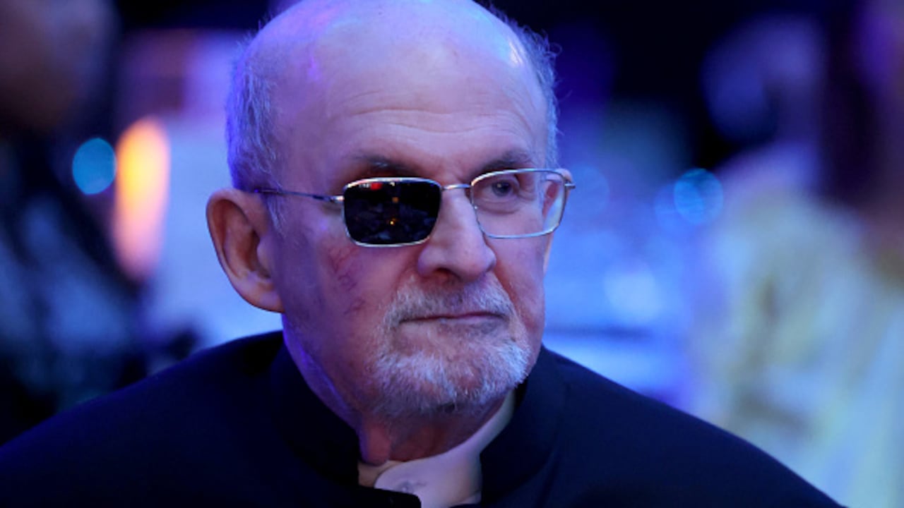 La Academia sueca podría también, como lo hace con frecuencia, recompensar a una pluma menos conocida del gran público, como la escritora china de vanguardia Can Xue o al noruego Jon Fosse, dramaturgo cuyas piezas de teatro son las más representadas en Europa.