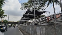 La instalación de las graderías en la autopista Suroriental se ha realizado según el cronograma estipulado por el comité organizador de la Feria.