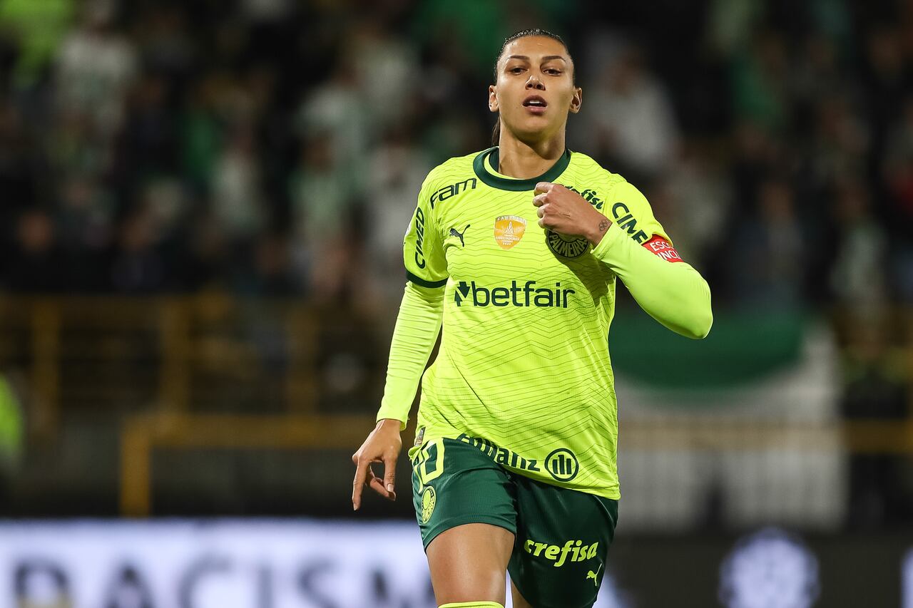 Bogotá. Octubre 17 de 2023. Atletico Nacional enfrenta a Palmeiras de Brasil, por la semifinal de la Copa Conmebol Libertadores Femenina, en el estadio de Techo.(Colprensa - John Paz)