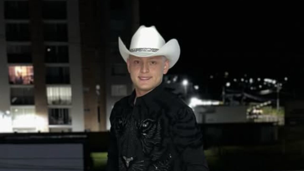 Él es Miguel Ayala, hijo de Giovanny Ayala que fue secuestrado.