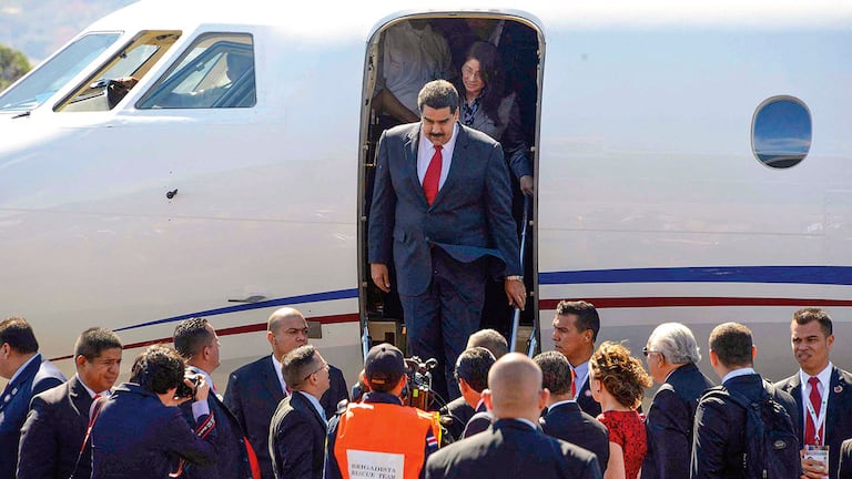 En medio de las tensiones con Estados Unidos, se barajan varios países que estarían dispuestos a acoger a Nicolás Maduro.