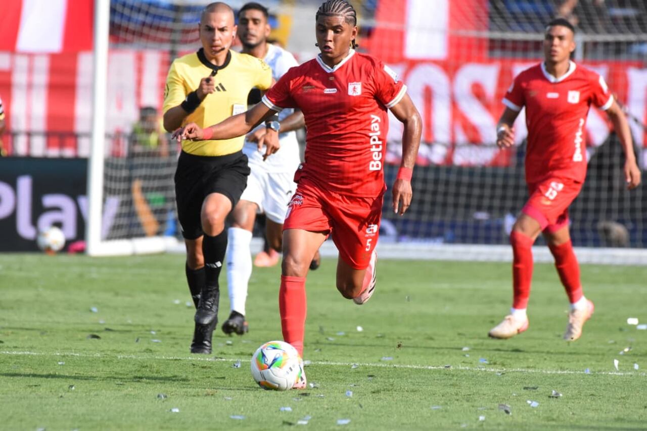 Imagen del partido entre América de Cali e Internacional de Bogotá por la fecha 1 del primer semestre de la Liga Colombiana 2026.