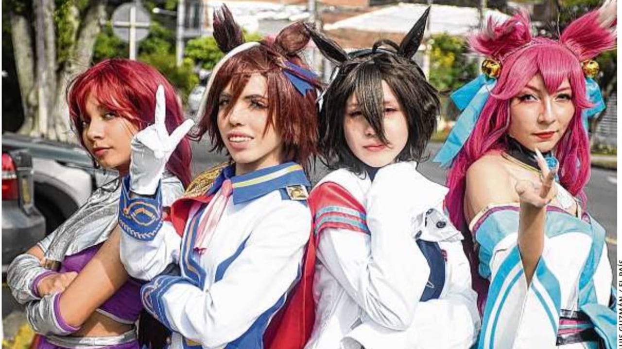 Las ‘chicas caballo’ son personajes que se basan en los del videojuego Uma Musume: Pretty Derby, jovencirtas con orejas y cola que compiten en carreras y cantan como idols. Se divierten y aprenden valores.