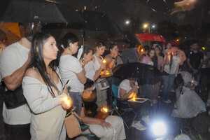 Velatón tras el homicidio de Joel Canaval, joven de la Universidad Icesi de Cali asesinado el 26 de julio de 2024 en Cali.