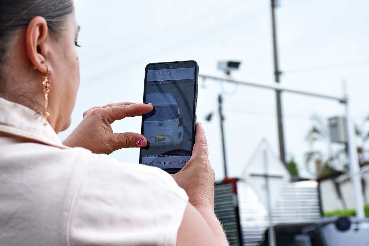 El País Denuncia Fotomulta Calle 70 con cra 1A San Luis.