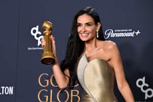 Demi Moore se consagró como la Mejor Actriz en un Musical o Comedia en la 82ª edición de los Globos de Oro.