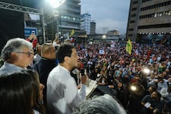 El candidato Iván Cepeda participó en un acto en Cali que reunió a más de 6.000 personas.