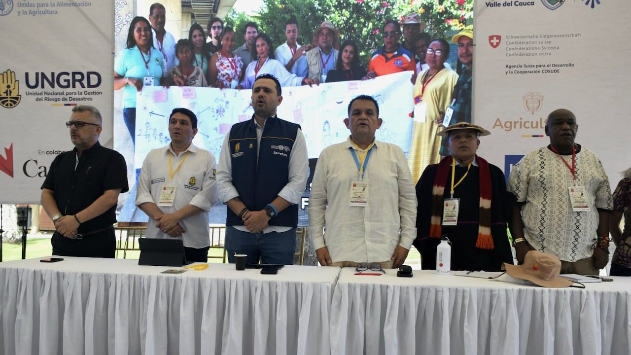 Comunidades étnicas de Chocó, Valle, Cauca y Nariño se reúnen para integrar el conocimiento tradicional en el manejo del fuego.