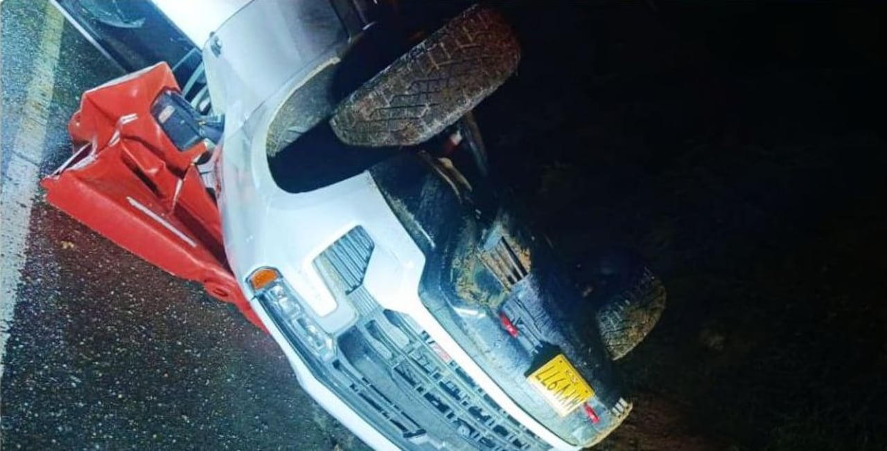 Este hecho violento se registró en la vía que comunica Popayán con la ciudad de Cali, en el sector de El Cofre, Cajibío.