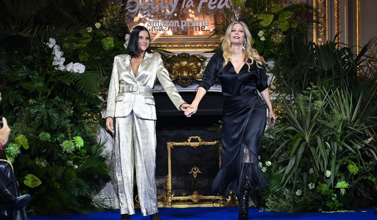 Marcela y Patricia’ desfilaron creaciones de Hugo Lombardi, que en realidad son diseños del caleño Andrés Otálora.