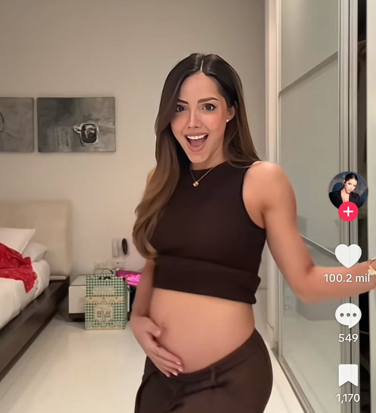 Silvy Araujo sorprendió a sus seguidores con su pancita.