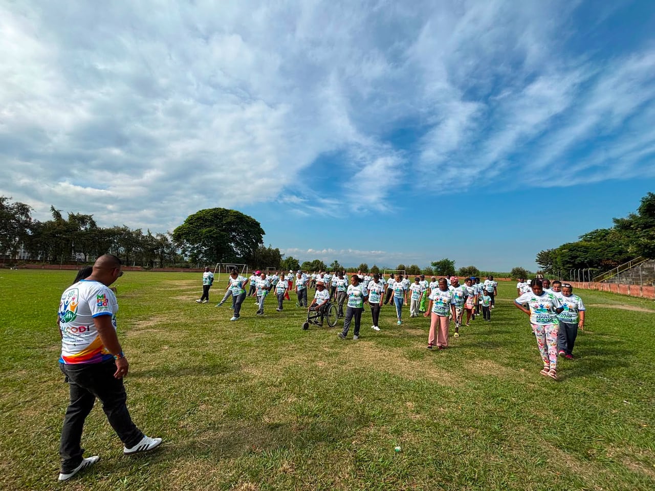 Durante la actividad se promovieron espacios de ejercicio físico, convivencia y bienestar como parte de las estrategias de envejecimiento activo que impulsa la Administración Municipal