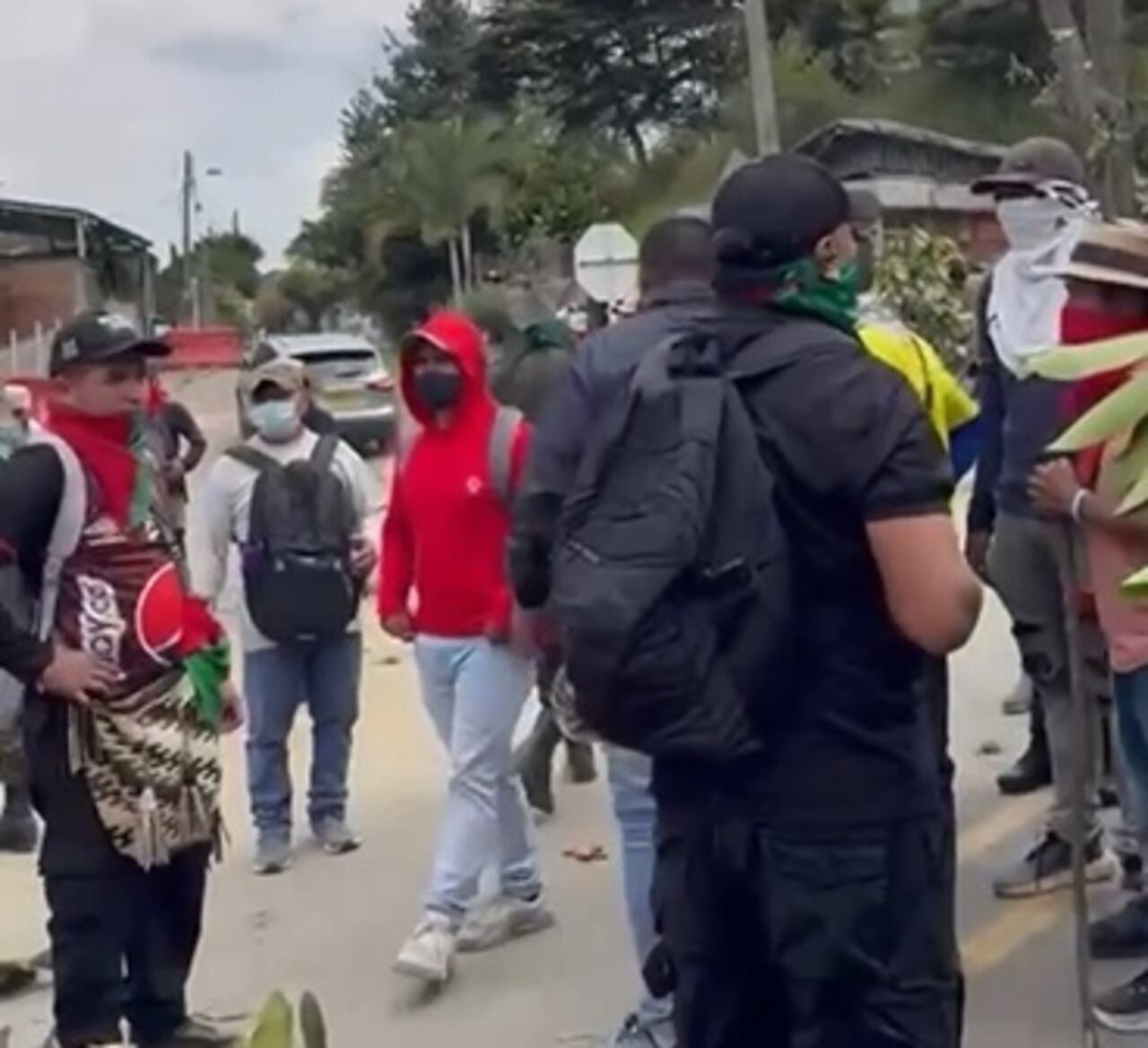 Los usuarios de la vía Popayán-Cali se cansaron de los bloqueos que adelantan los indígenas a la hora de reclamar sus derechos.