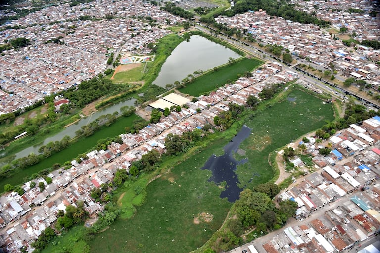 Con el Acuerdo 040 de 2025,decenas de familias que habitan en predios propiedad de la Alcaldía podrán obtener la cesión del mismo, previo el cumplimiento de varios requisitos exigidos para ser beneficiarios.