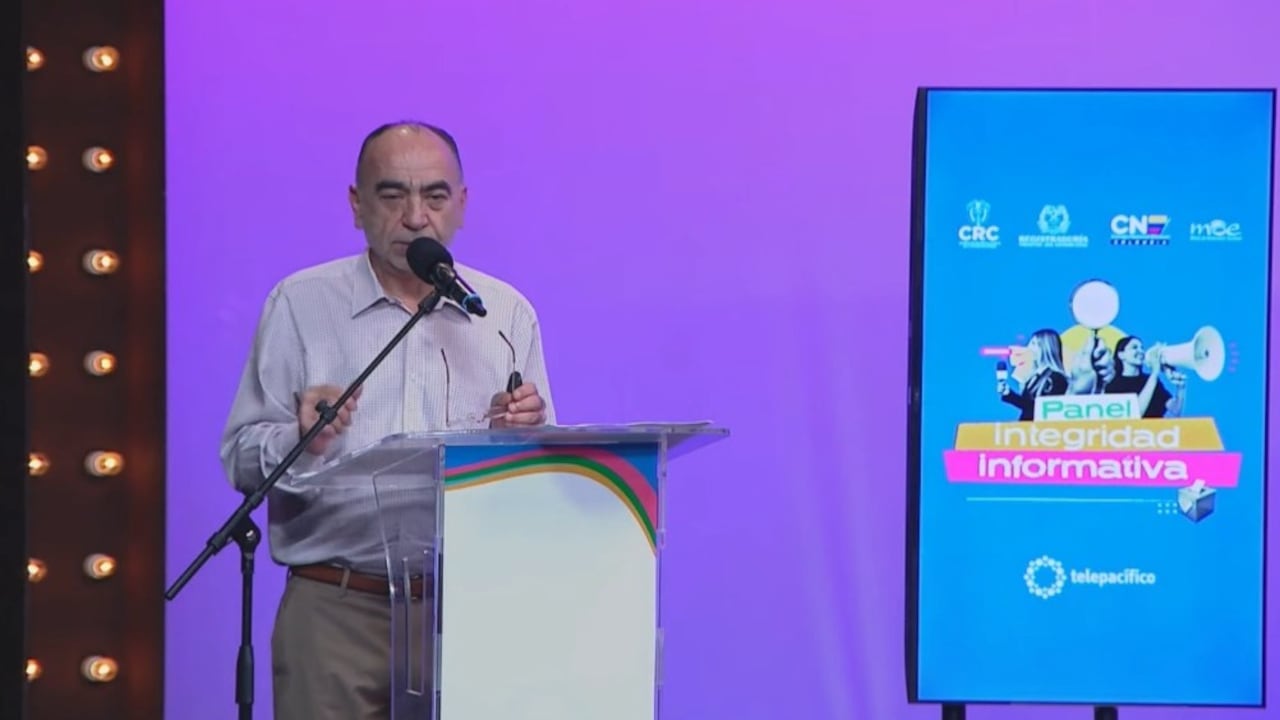 Sadi Contreras, comisionado de la Comisión de Regulación de Comunicaciones.