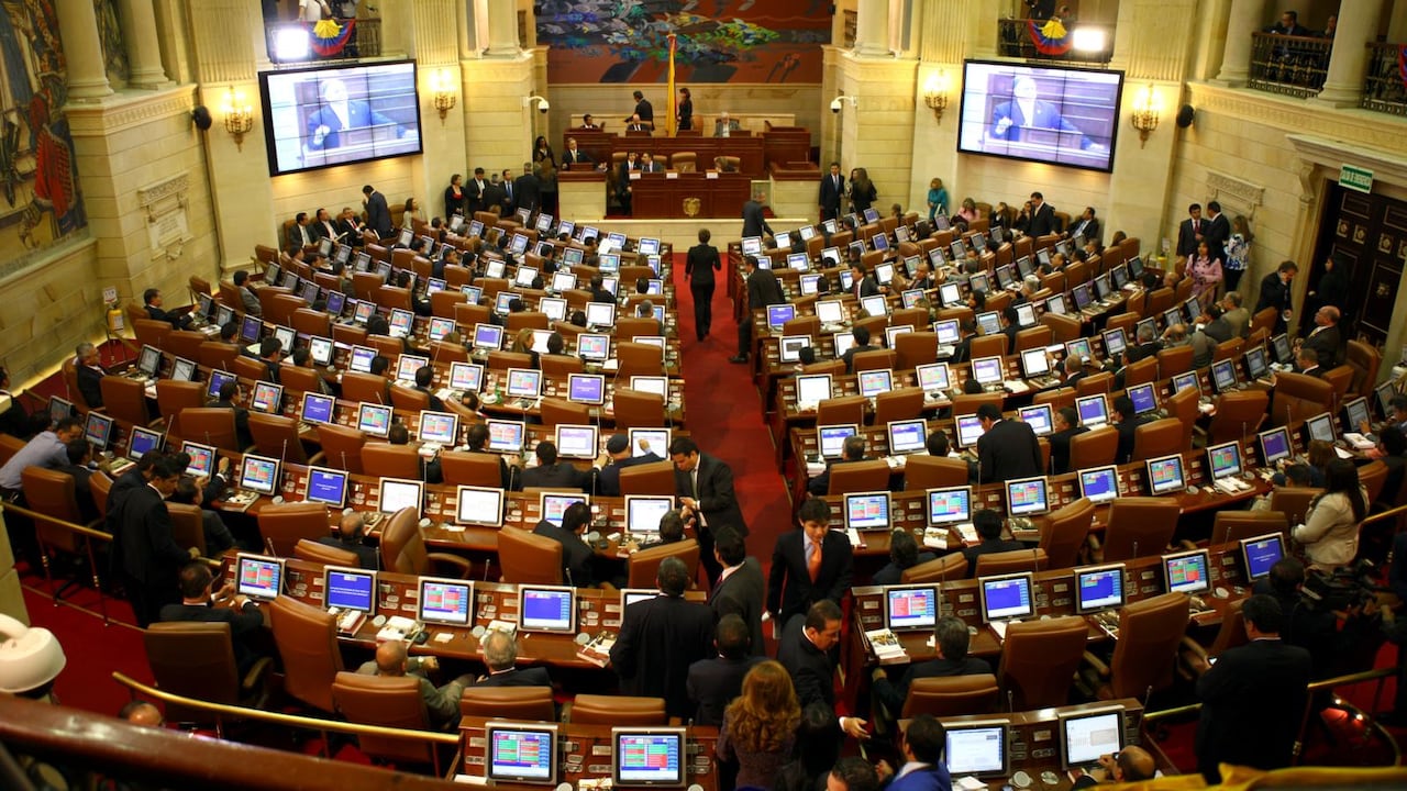 Las reglas también están definidas para quienes aspiran al Poder Legislativo. En el caso del Senado de la República